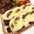 Ｅｍｉｙ's cooksnap of when they made あんクリチバナナトースト.