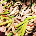りまりま４'s cooksnap of when they made アスパラ ベーコンしめじのバター醤油炒め.
