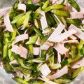 みぽぽ37's cooksnap of when they made みょうがときゅうりと大葉とハムの酢物.