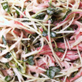 ☆ayami☆26's cooksnap of when they made カニカマとかいわれの辛子マヨサラダ.