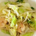 クックHB0OYQ☆'s cooksnap of when they made ☆春キャベツと海老のアジアン炒め☆.