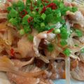Yuuko7i's cooksnap of when they made 低糖質♡韓国風豚肉のもやし炒め.
