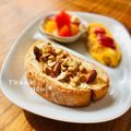 ねっちゃんっ's cooksnap of when they made メープル&クリチで至福の胡桃トースト。.