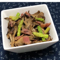 ちー（・＿・）'s cooksnap of when they made アスパラとまいたけのバターしょうゆ炒め.