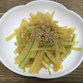 なんでなんしー's cooksnap of when they made セロリとじゃが芋のピリッと黒胡椒きんぴら.