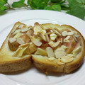 mielle's cooksnap of when they made 旬の桃とアーモンドのメイプルトースト.