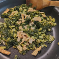 みこひろママ's cooksnap of when they made 簡単☆美味しい！！大根の葉炒め.