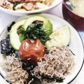 クックE662AA☆'s cooksnap of when they made 韓国風✨激うま簡単アボカドしらす丼.