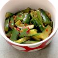 Moggieneko's cooksnap of when they made 中華屋さんのピリ辛きゅうり＆大根の浅漬け.