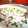 White☆Lily's cooksnap of when they made キウイと卵の栄養たっぷりサンドイッチ☆.