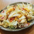 かなりんココりん's cooksnap of when they made 冷蔵庫整理！エノキとキャベたまの中華炒め.