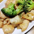cotton777's cooksnap of when they made 鶏胸肉とブロッコリーのてりてり焼き.