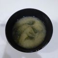 クック3N0VKO☆'s cooksnap of when they made 玉ねぎとわかめの味噌汁.
