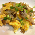 モミ太くん's cooksnap of when they made 舞茸、玉ねぎ、卵のオイスター炒め.