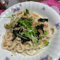 クック5JVRUQ☆'s cooksnap of when they made 鮭フレークマヨ　オガタうどん.