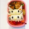 クック09PN4F☆'s cooksnap of when they made ＊キャラ弁＊キティちゃんサンドイッチ♡.