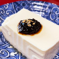 kurozata's cooksnap of when they made 《簡単♪ 小鉢》海苔佃煮de 冷奴.