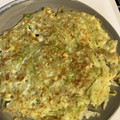 milsalud's cooksnap of when they made 簡単♡キャベツと卵のお好み焼き風.