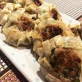 ピーチ★'s cooksnap of when they made にらまんじゅうの花包み.