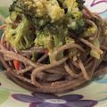 ＄ophie's cooksnap of when they made トロトロ卵とニンニクのパスタ.