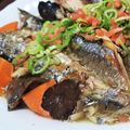 マジシャンIZUMI's cooksnap of when they made 秋刀魚とキノコの酒蒸し.