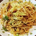 ばたみそーぱん☆'s cooksnap of when they made 焼きそばリメイク　にんにく香るそばめし.