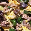 犬と散歩中's cooksnap of when they made 簡単、生キクラゲと豚バラの卵炒め.