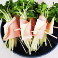 七星てんとう's cooksnap of when they made かいわれをハムで巻いただけ～♪.