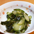 ねばねば星人's cooksnap of when they made 離乳食完了期〜きゅうりとわかめの和え物.