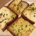 毎日おかあちゃん's cooksnap of when they made フライパンで焼くガーリックトースト.