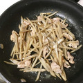 pali's cooksnap of when they made 豚肉とごぼうの甘辛炒め.
