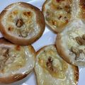 ☆あさ's cooksnap of when they made 餃子の皮でピザ.