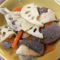 ぴっぴー238's cooksnap of when they made レンコンとさつま揚げの塩麹きんぴら.