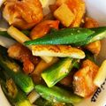 あつみ。。's cooksnap of when they made おくらと長芋と鶏むね肉のガリバタ炒め.