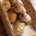 てーげーちゃびん's cooksnap of when they made 黒ごまウインナーフランス.
