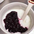 おさけだいすき♬'s cooksnap of when they made 冷凍ブルーベリーde電子レンジジャム★.