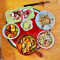 komutatata's cooksnap of when they made 旨い！カニカマきゅうりのかつおマヨサラダ.