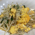 papikun's cooksnap of when they made ３分で美味しい！ニラと卵ともやしの炒め物.