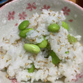 りひーのちゃん's cooksnap of when they made 旨い(*^^*)枝豆ごはん♪.