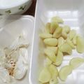 hanemakoo's cooksnap of when they made レンジで☆ツルっとむきニンニク.