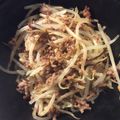 ベティ３'s cooksnap of when they made MatsCafe特製♪おつまみ挽肉もやし.