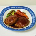 ぽっちゃん☆☆'s cooksnap of when they made 絶品♡とろ〜りチーズの煮込みハンバーグ.