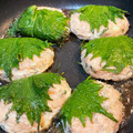 クック69WKYU☆'s cooksnap of when they made えのきで量増し☆麺つゆで和風ハンバーグ☆.