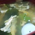 あゆたっくん's cooksnap of when they made レタスとわかめのお味噌汁.