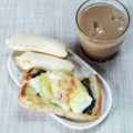 ほか弁ママ's cooksnap of when they made 温玉のりトースト.