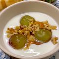☆あいちゃん's cooksnap of when they made ヨーグルトに、ぶどう＆くるみ♪.