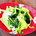 kinniko's cooksnap of when they made 鶏ガラだしで簡単小松菜ソテー.