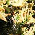 こずっぺ's cooksnap of when they made きゅうりとワカメの酢の物(作り方見直し).