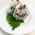 yukakobi☆'s cooksnap of when they made 大葉 と しば漬け の おにぎり.