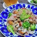 かおりかざり's cooksnap of when they made カリカリ梅と豚コマのひじき炒飯.